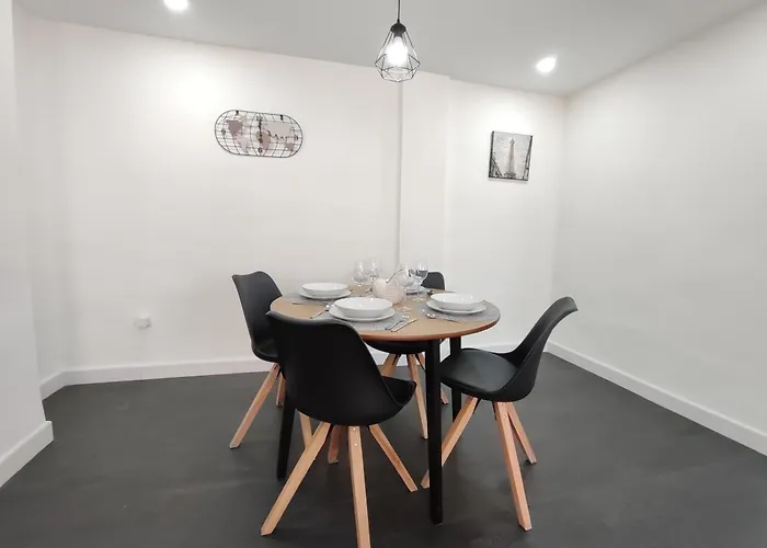 D4 Modern And Cozy Appartement